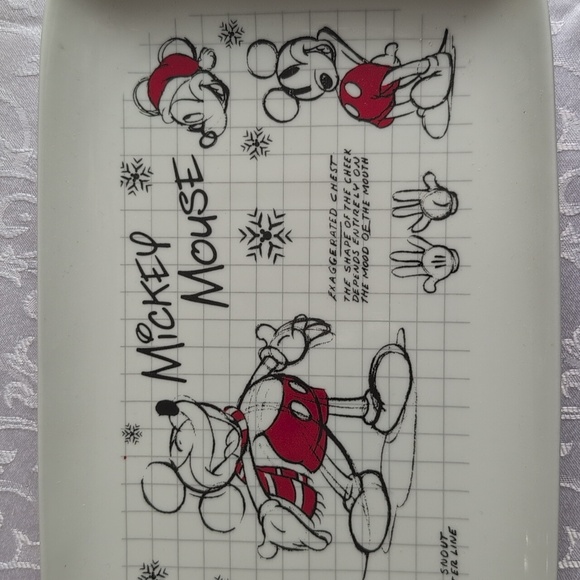 EUC Mickey Mouse Rectangular Plate - Picture 2 of 4
